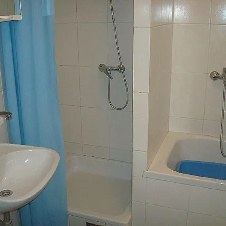 Mato Apartment *
