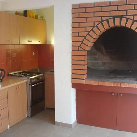 Mato Apartment *